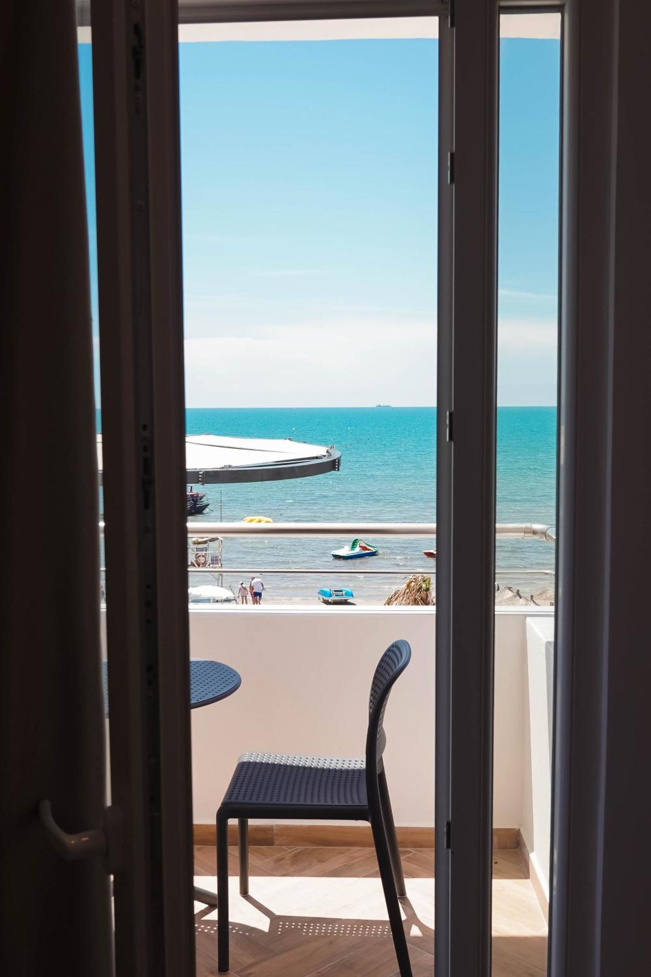 Marina Rooms Durrës Exterior foto